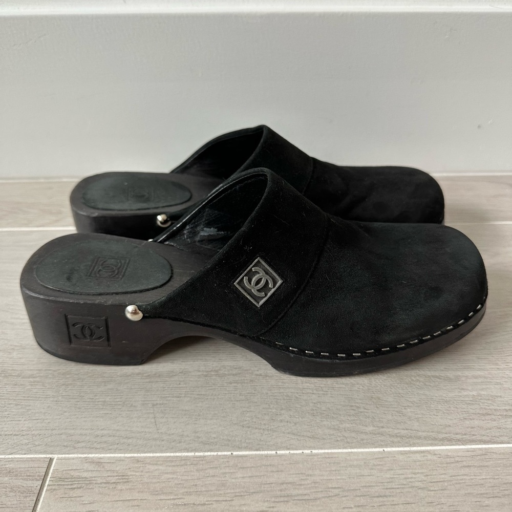 Chanel Mules/Clogs Suede Black